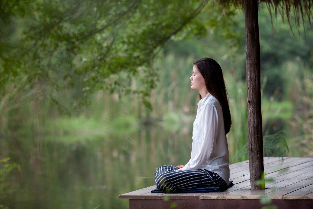 5 Astounding Healing Benefits of Meditation to Inspire Your Practice